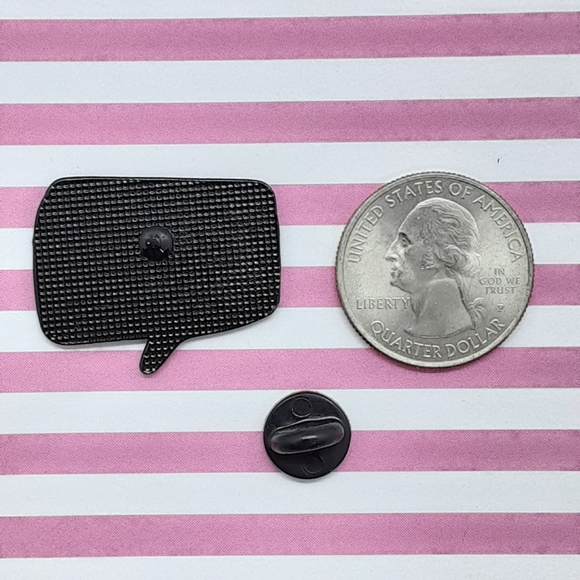 ❌SOLD❌Speech Bubble Pink Enamel Pin - Picture 4 of 4
